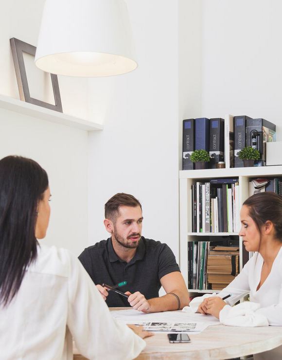 people-coworking-office_23-2147727627